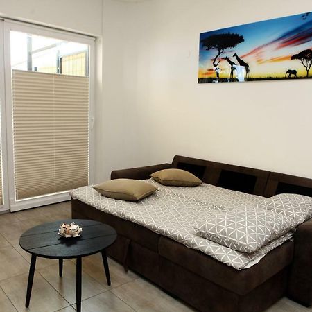 Trendy Apartment Izola Js Buitenkant foto