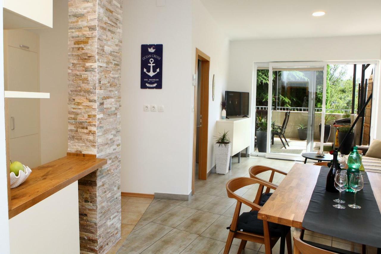 Trendy Apartment Izola Js Buitenkant foto