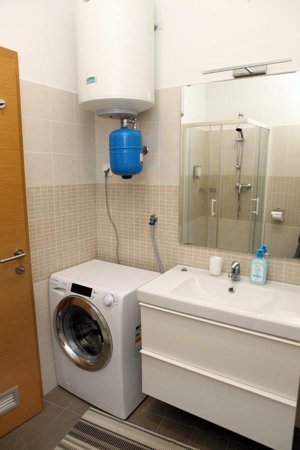 Trendy Apartment Izola Js Buitenkant foto